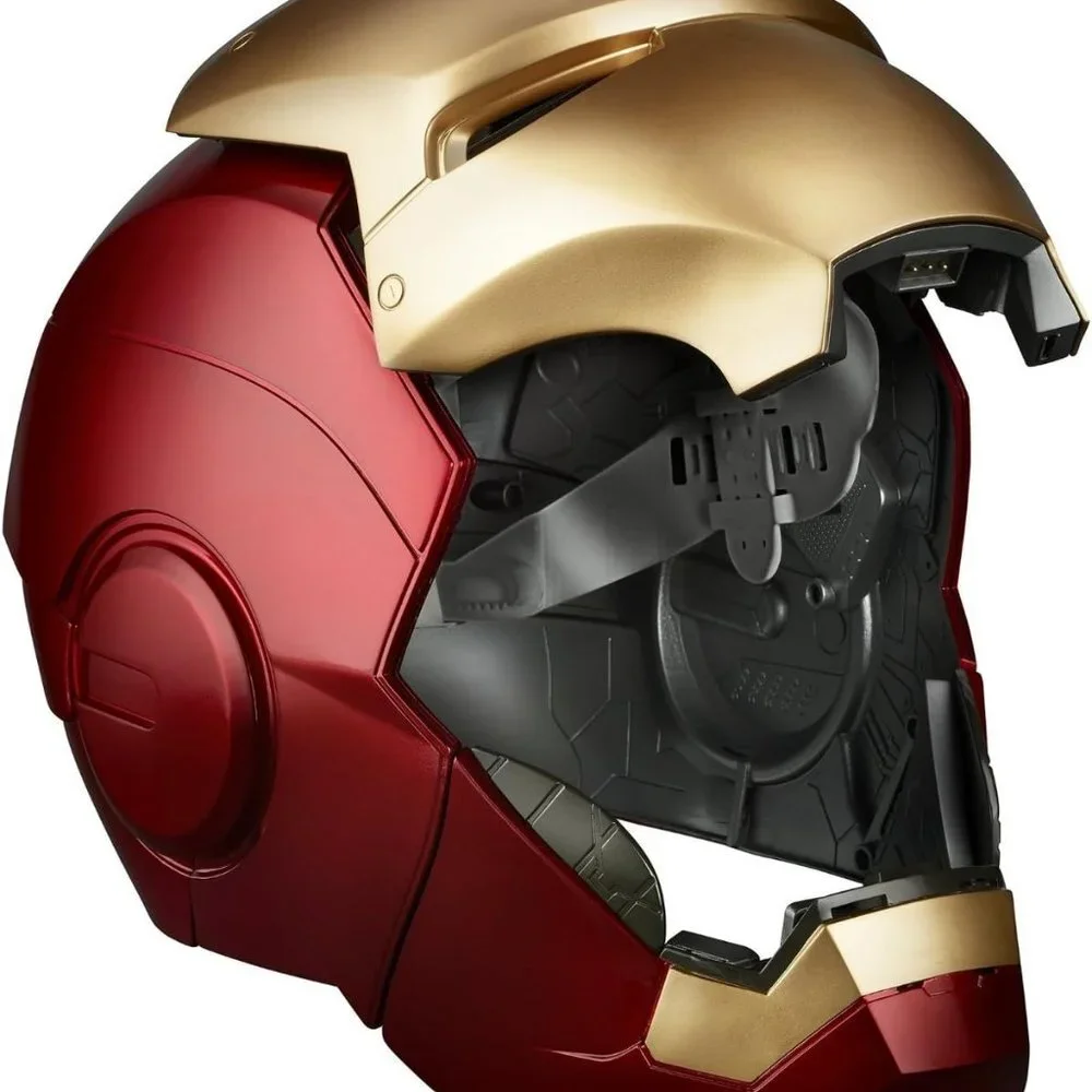 Marvel Legends Series Iron Man Electronic Helmet - Picture 3 of 14